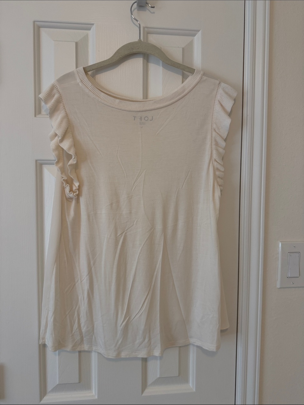 LOFT Cream Ruffle Sleeve Shell Top - Picture 4 of 6